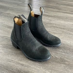 Blundstone #1960 size 6.5 Black Nubuck Heeled Boots